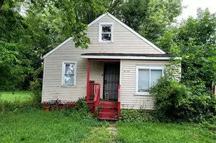 14104 S Claire Blvd, Robbins, IL 60472 - Photo 1