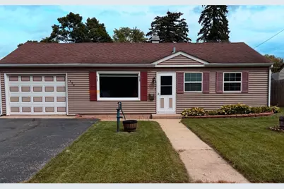 1408 N Madison Street, Woodstock, IL 60098 - Photo 1