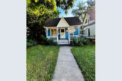 340 W Roosevelt Street, Dekalb, IL 60115 - Photo 1