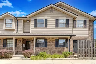 1490 W Jefferson Ave, Naperville, IL 60540 - Photo 1