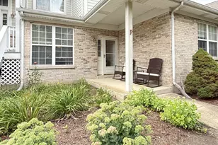 115 Hillwood Pl, Aurora, IL 60506 - Photo 1