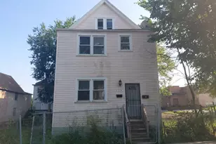 119 E 118th St, Chicago, IL 60628 - Photo 1