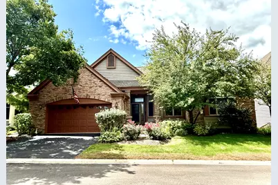 4 Greenbrier Court, Lake in the Hills, IL 60156 - Photo 1