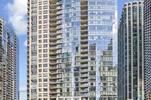 201 N Westshore Dr, Chicago, IL 60601 - Photo 1