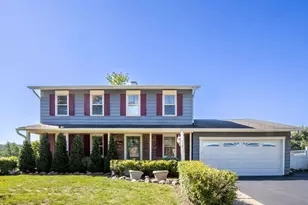 3666 Whispering Trails Dr, Hoffman Estates, IL 60192 - Photo 1