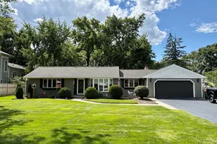 6220 Sunset Ave, La Grange Highlands, IL 60525 - Photo 1