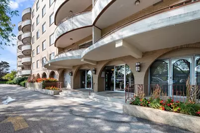 6400 N Cicero Avenue #410, Lincolnwood, IL 60712 - Photo 1