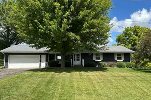 13044 Locust Ct, Union Grove, IL 61270 - Photo 1