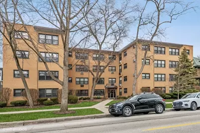 444 Washington Boulevard #406, Oak Park, IL 60302 - Photo 1