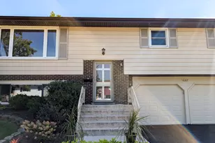 6337 Carlsbad Dr, Tinley Park, IL 60477 - Photo 1