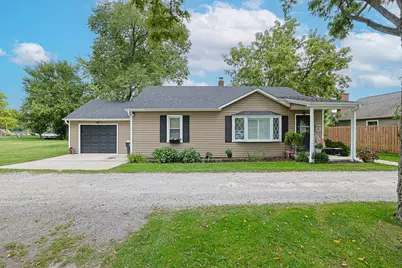 347 E Hydraulic Avenue, Yorkville, IL 60560 - Photo 1