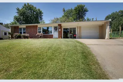 1608 S 24th Street, Quincy, IL 62301 - Photo 1