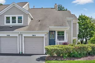 364 Wexford Ct, Carol Stream, IL 60188 - Photo 1