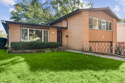 1355 Phoenix Drive, Des Plaines, IL 60018 - Photo 1