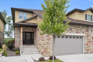 64 Prairie Ct, Wheeling, IL 60090 - Photo 1