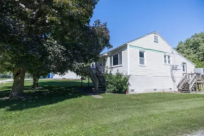 414 E Hickory Street, Watseka, IL 60970 - Photo 1
