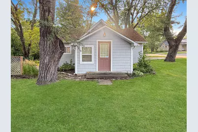 5207 Fountain Lane W, McHenry, IL 60050 - Photo 1