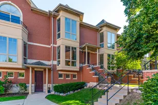62 Legacy Ln, Wheeling, IL 60090 - Photo 1