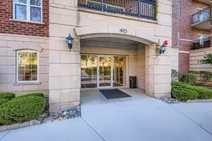 410 W Mahogany Ct, Palatine, IL 60067 - Photo 1