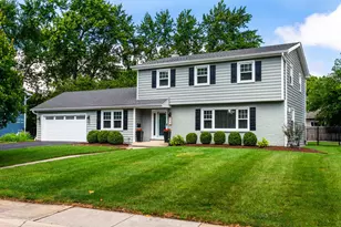 533 Cypress Dr, Naperville, IL 60540 - Photo 1