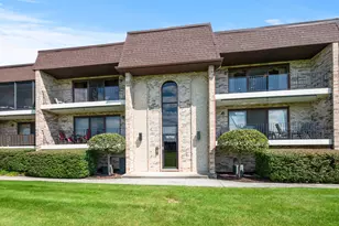 15702 Deerfield Ct, Orland Park, IL 60462 - Photo 1