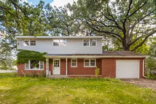 75 S Oak St, Crystal Lake, IL 60014 - Photo 1