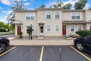 651 W Liberty St, Wauconda, IL 60084 - Photo 1