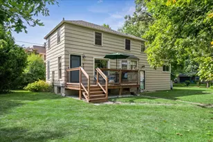 4700 Teonia Woods Dr, Rolling Meadows, IL 60008 - Photo 1