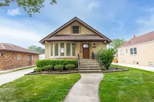 2246 S 18th Ave, North Riverside, IL 60546 - Photo 1