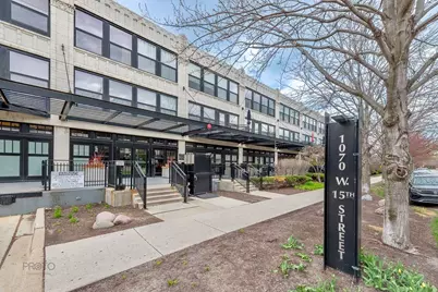 1070 W 15th Street #302, Chicago, IL 60608 - Photo 1