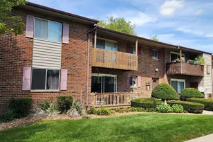 6738 181st St, Tinley Park, IL 60477 - Photo 1