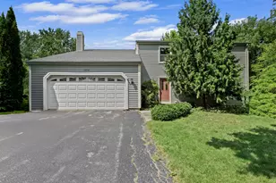 1554 Deer Run, Gurnee, IL 60031 - Photo 1