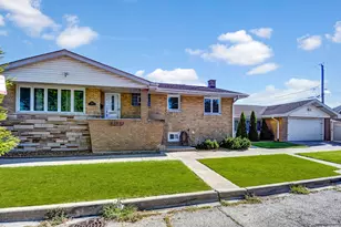 5700 S Monitor Ave, Chicago, IL 60638 - Photo 1