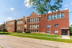 530 E Highland Ave, Villa Park, IL 60181 - Photo 1