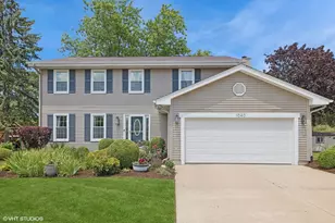 1040 Longford Ct, Westmont, IL 60559 - Photo 1