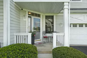 8675 Saddlebred Ct, Frankfort, IL 60423 - Photo 1