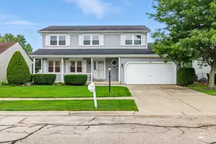 105 Abbeywood Cir, Streamwood, IL 60107 - Photo 1