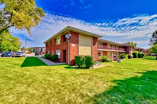 1111 E Algonquin Rd, Arlington Heights, IL 60005 - Photo 1