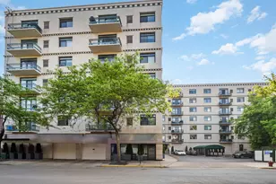 680 N Green St, Chicago, IL 60642 - Photo 1