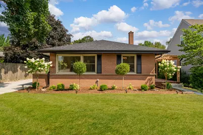 208 47th Street, Western Springs, IL 60558 - Photo 1