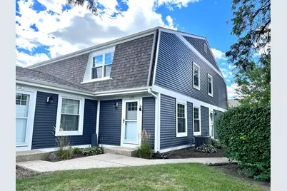 319 Farmingdale Circle, Vernon Hills, IL 60061 - Photo 1