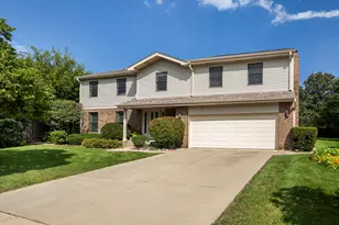 2814 Crimson Ct, Northbrook, IL 60062 - Photo 1