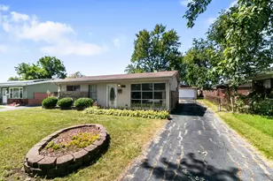 1354 Stanley Blvd, Calumet City, IL 60409 - Photo 1