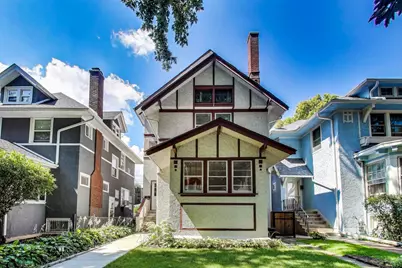 6628 N Bosworth Avenue, Chicago, IL 60626 - Photo 1