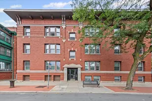 4148 N Clarendon Ave, Chicago, IL 60613 - Photo 1