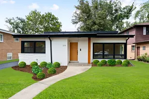 319 Kilpatrick Ave, Wilmette, IL 60091 - Photo 1