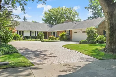 821 Woodbine Lane, Northbrook, IL 60062 - Photo 1