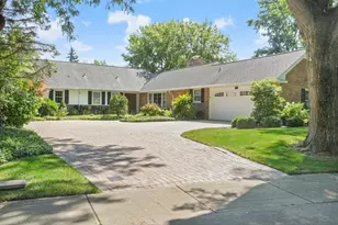 821 Woodbine Ln, Northbrook, IL 60062 - Photo 1