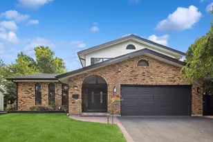 913 62nd St, Downers Grove, IL 60516 - Photo 1