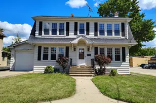 801 Main St, Antioch, IL 60002 - Photo 1